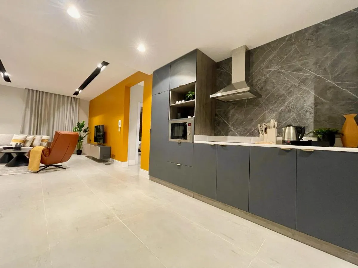Image 6 of C Living – Executive – AQIQ
