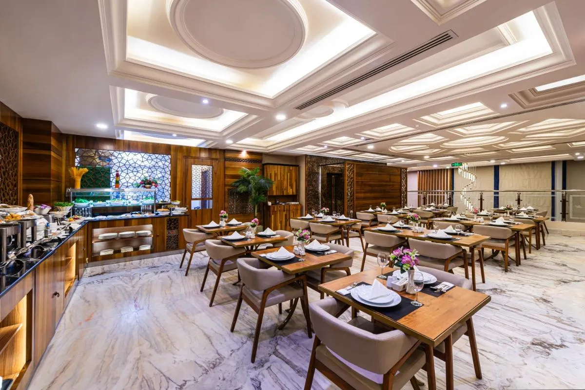 Image 2 of Crowne Rose AlSahafa Hotel فندق كراون روز الصحافة