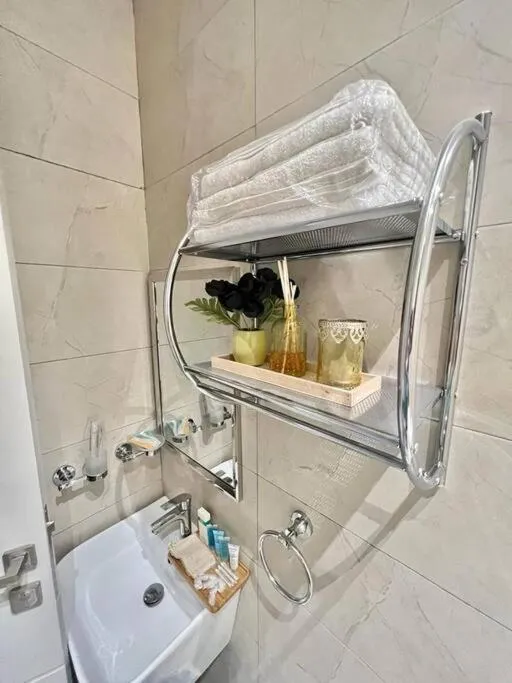 Image 4 of Elite Apartment 1