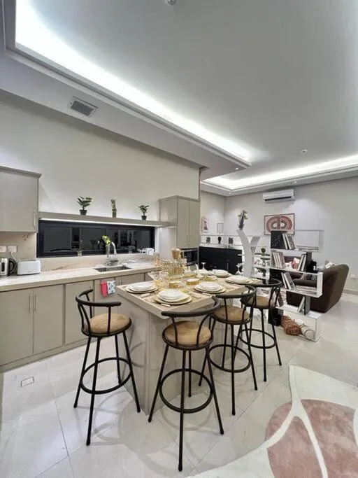 Image 5 of Elite Apartment 1