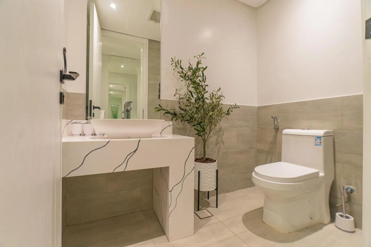 Image 2 of Executive & Secluded 2-Bedroom Apartment in Alnada