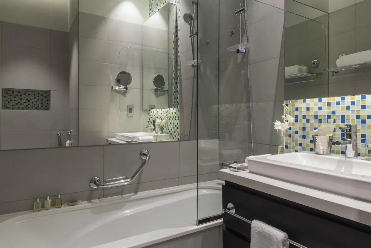 Image 2 of Fraser Suites Riyadh