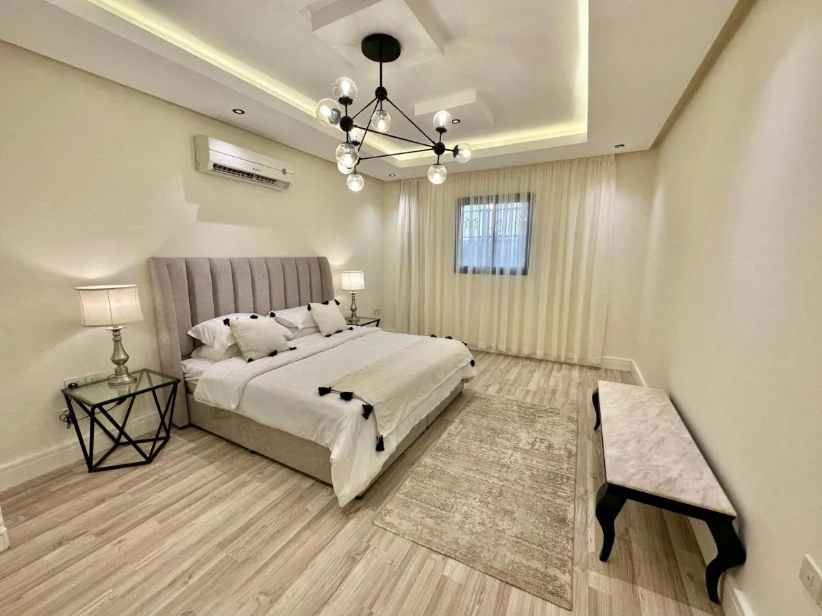 Image 1 of MODERN LUXURY-2Br-1