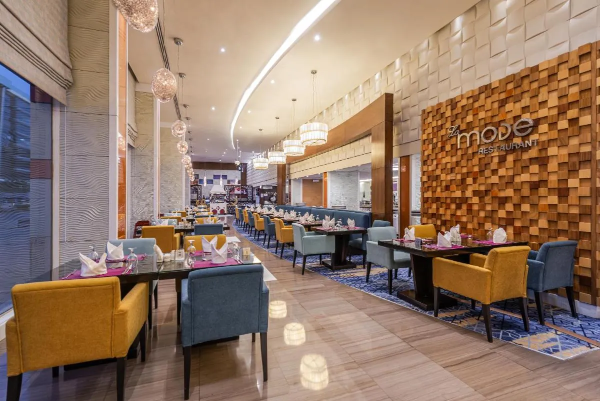 Image 4 of Novotel Suites Riyadh Olaya