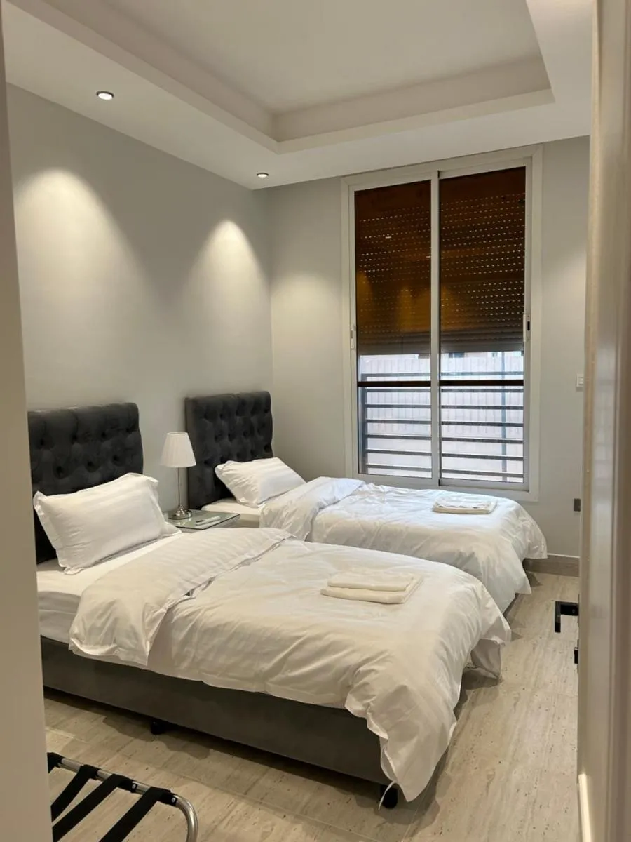 Image 1 of SAFGflats