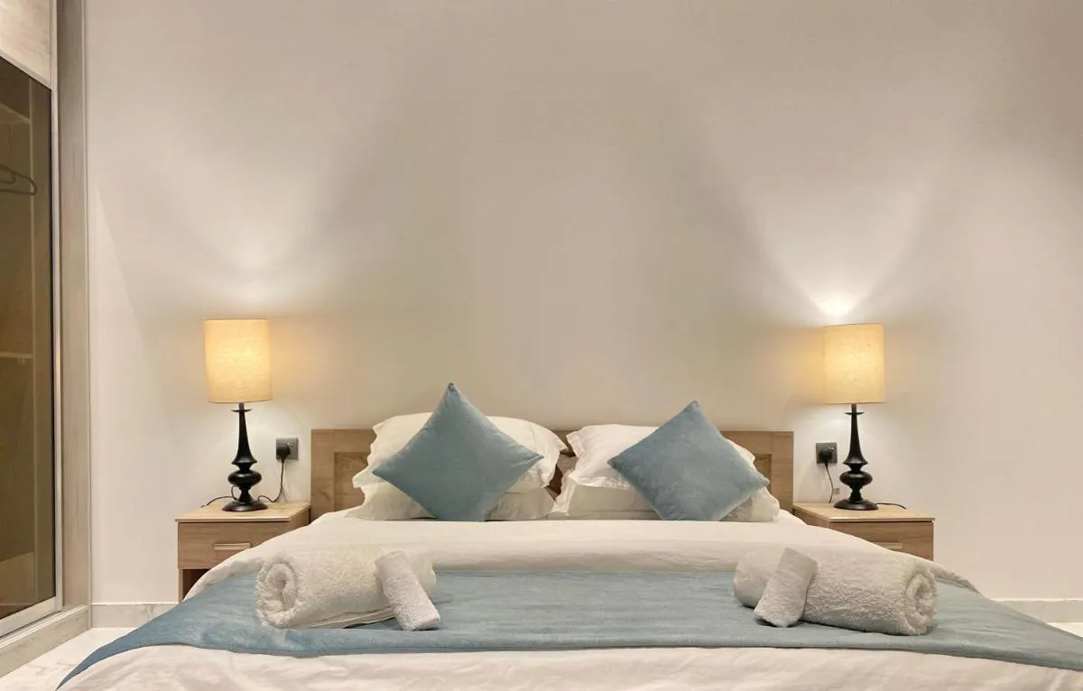 Image 2 of Spacious new 2 bedroom Apt-in amazing location B6