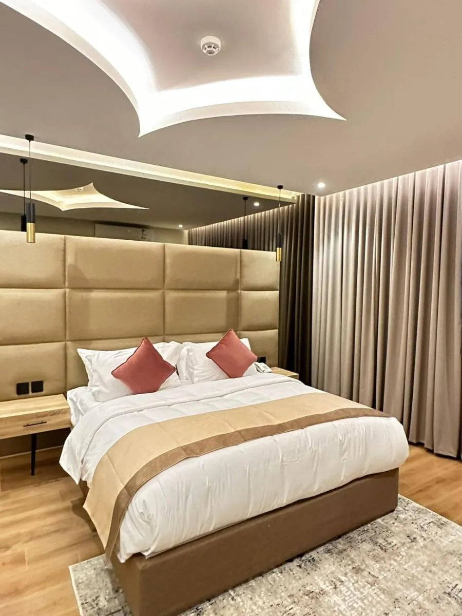 Image 4 of XYZ Hotel