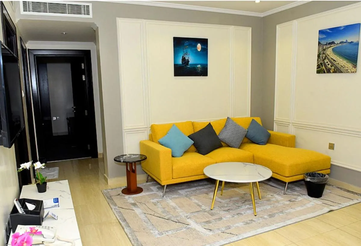 Image 2 of Art Suite