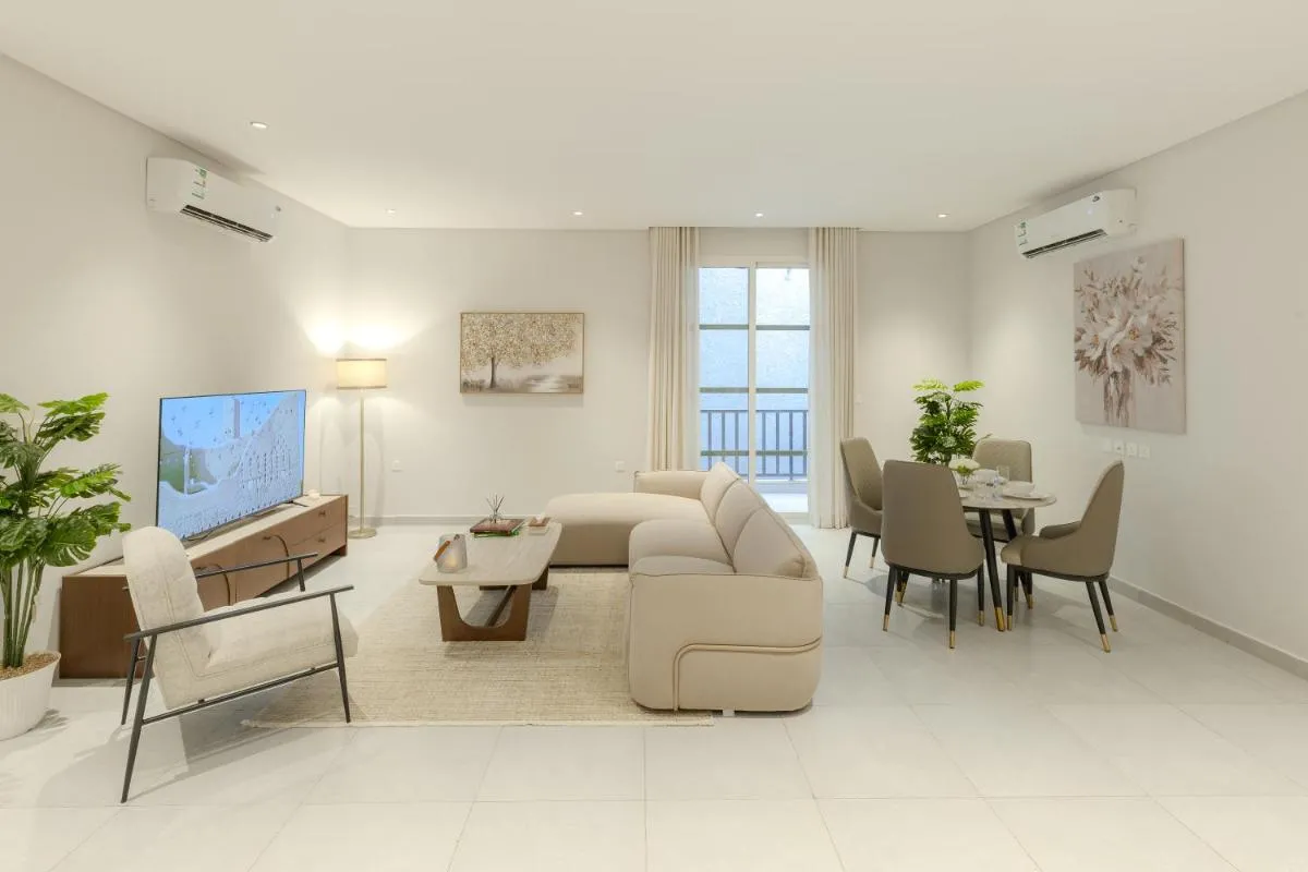 Image 1 of Boulevard new 3 bedroom – Pool & Gym