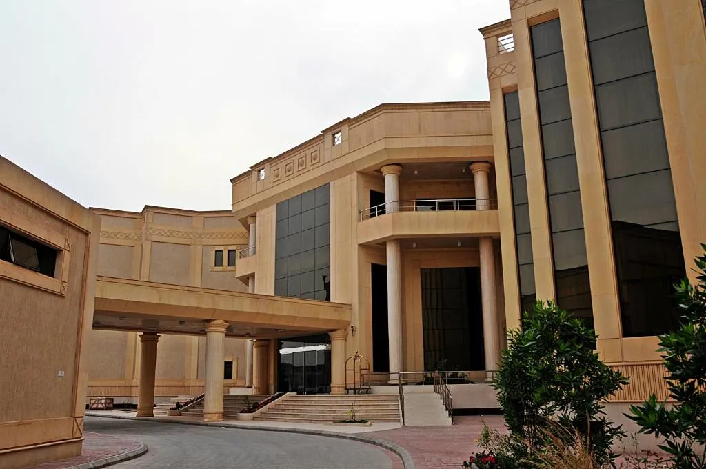 Image of Executives Hotel – Azizia