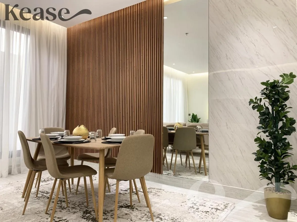Image 6 of Kease Arid Luxury Gold