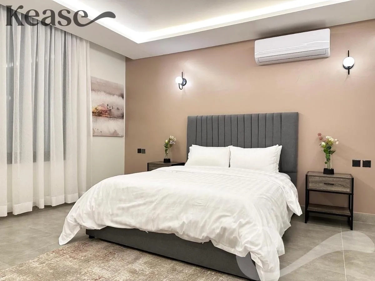 Image 1 of Kease Malqa 31-10 Luxury Gold AG23