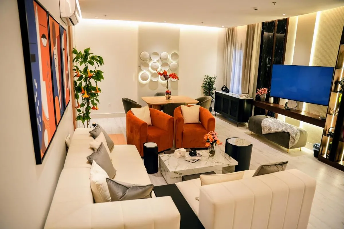 Image 5 of Luxury Smart Apartment E12