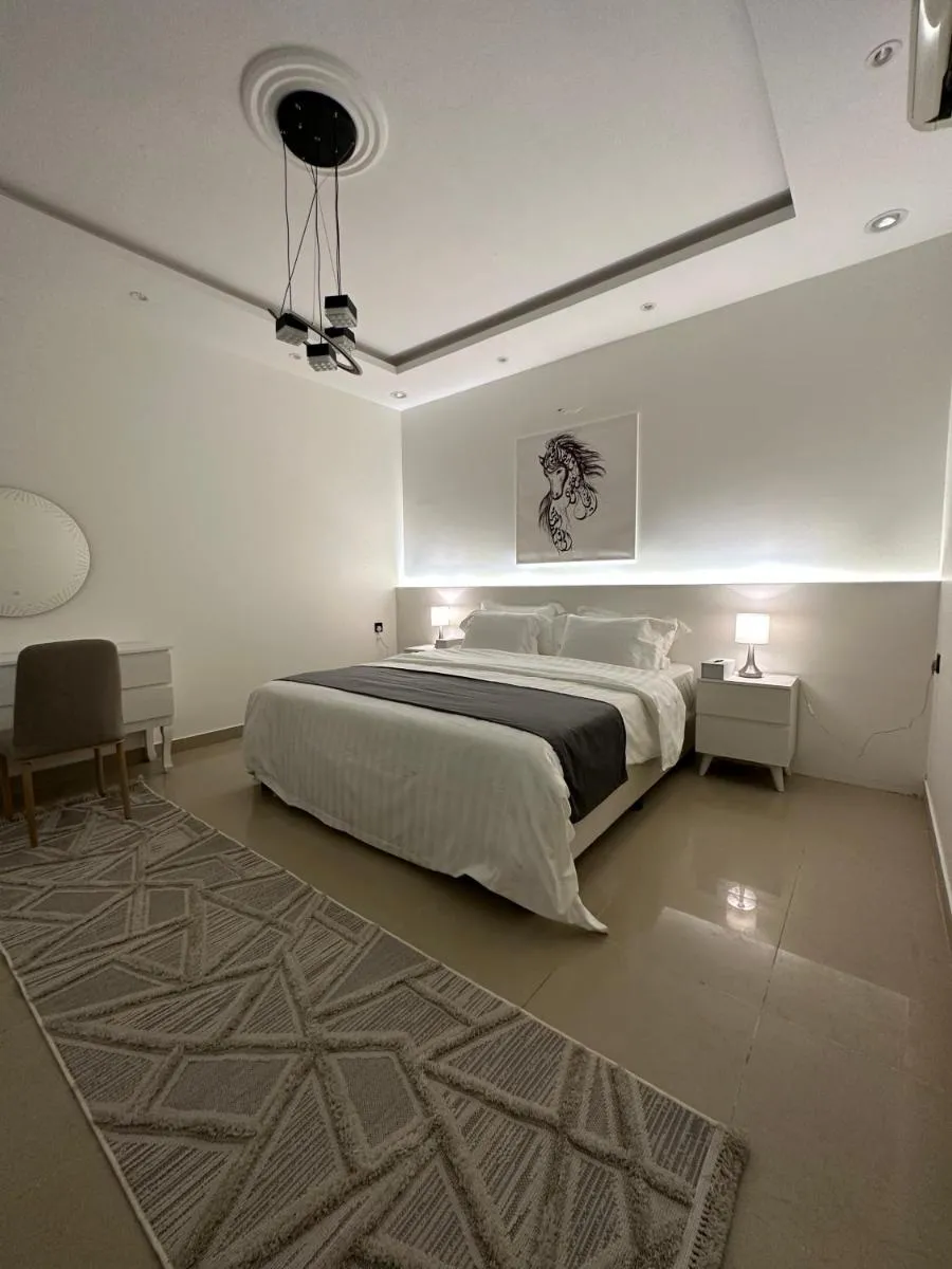 Image 6 of Modern & Cozy Apartment – 2