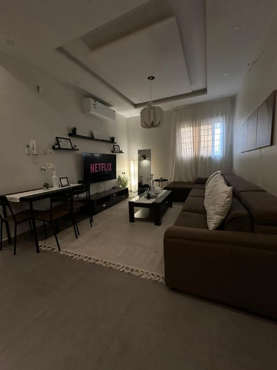 Image 3 of Modern cozy apartment