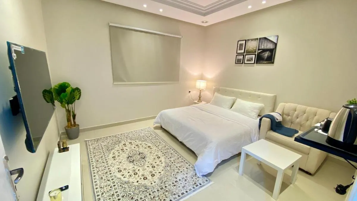 Image 1 of RIVIERA Studio