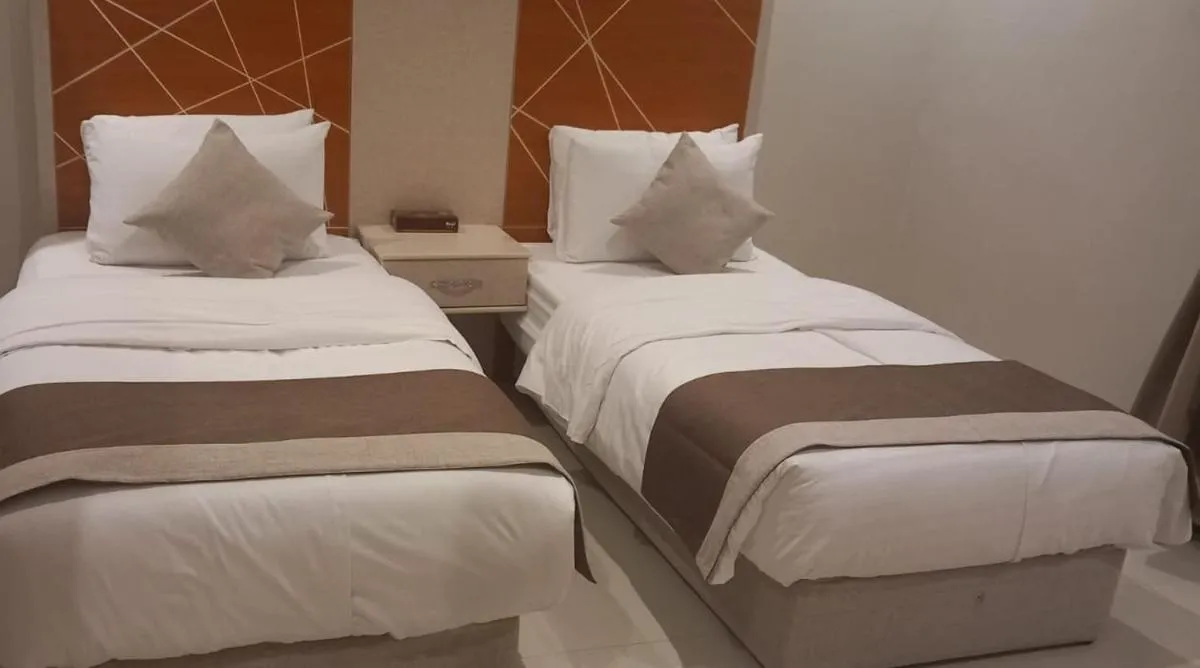 Image 1 of ال متعب سويت غرناطة