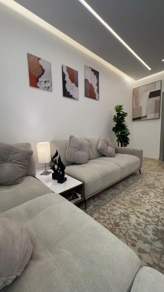 Image 1 of شقة Cozy أنيقة – غرفة وصالة حي الملقا ذاتية