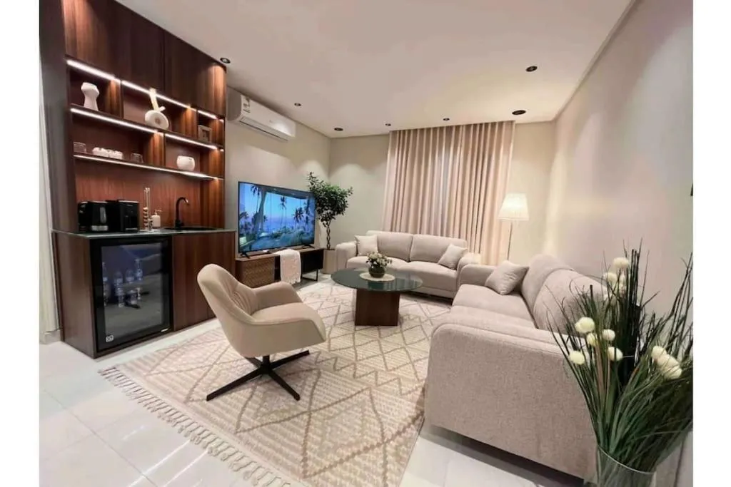 Image of شقة بتصميم أنيق وهادئ مقابل البوليفارد في قلب موسم الرياض Luxurious apartment next to the Boulevard in the heart of Riyadh Season