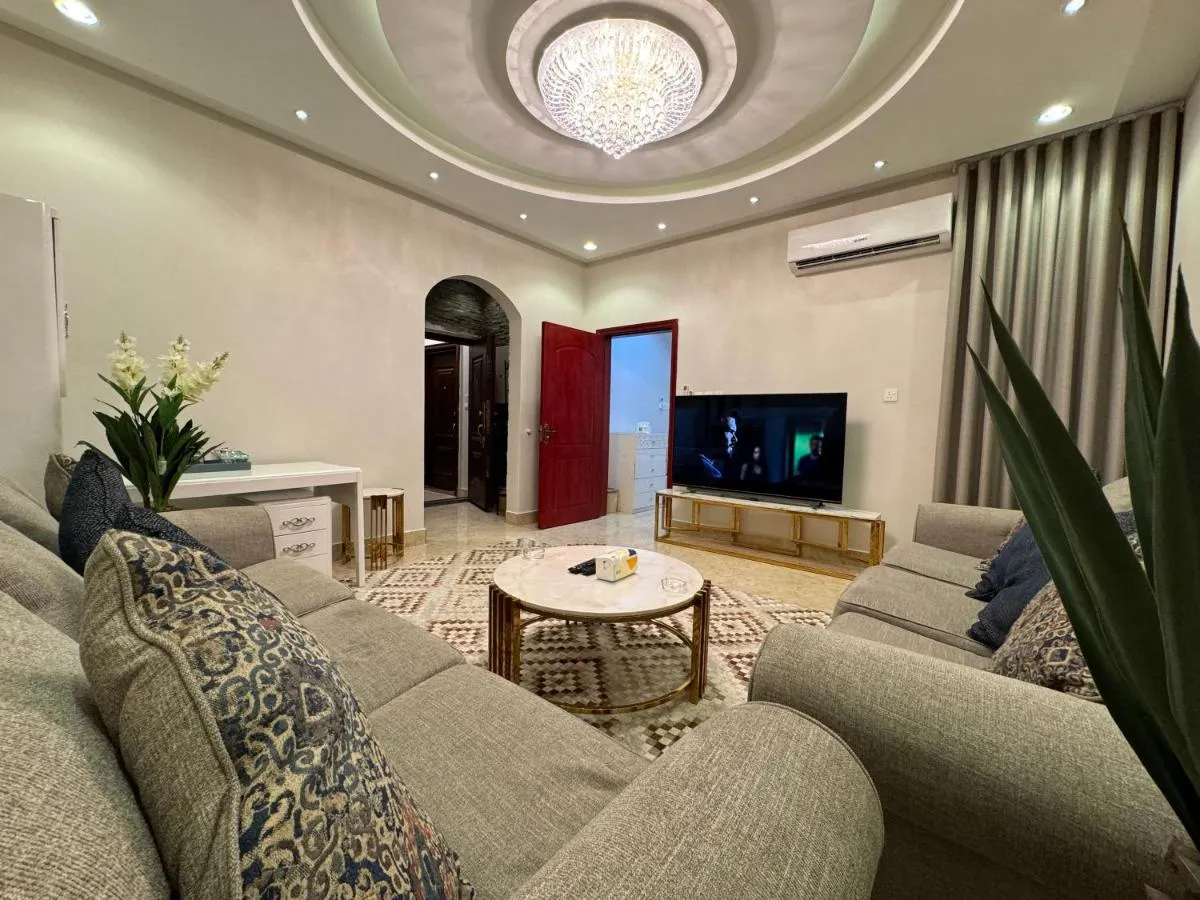 Image 2 of شقة فاخرة غرفة وصالة النرجس 22