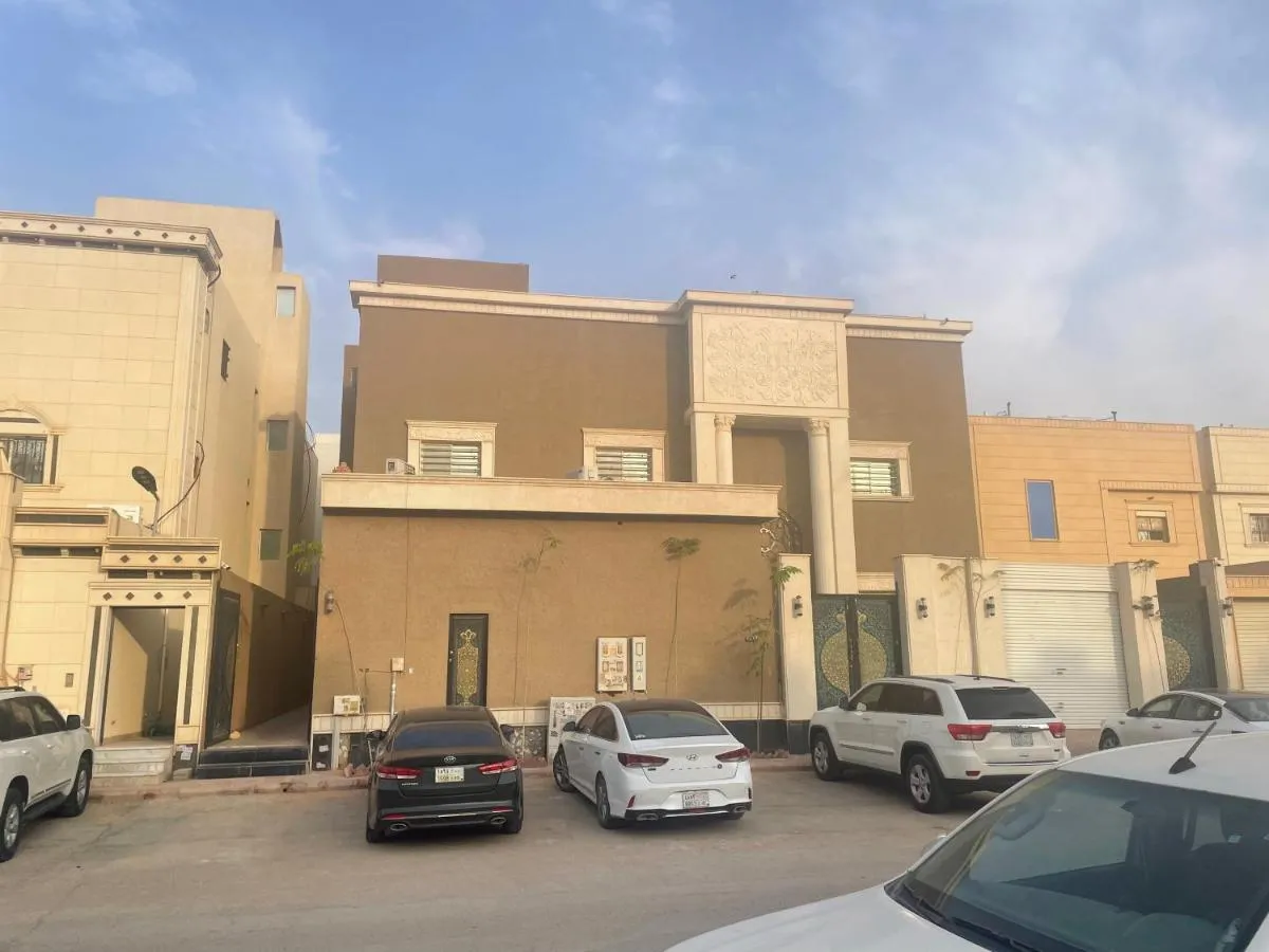 Image 1 of شقة فندقية علوية داخل فيلا سكنية حي الرمال دخول ذاتي
