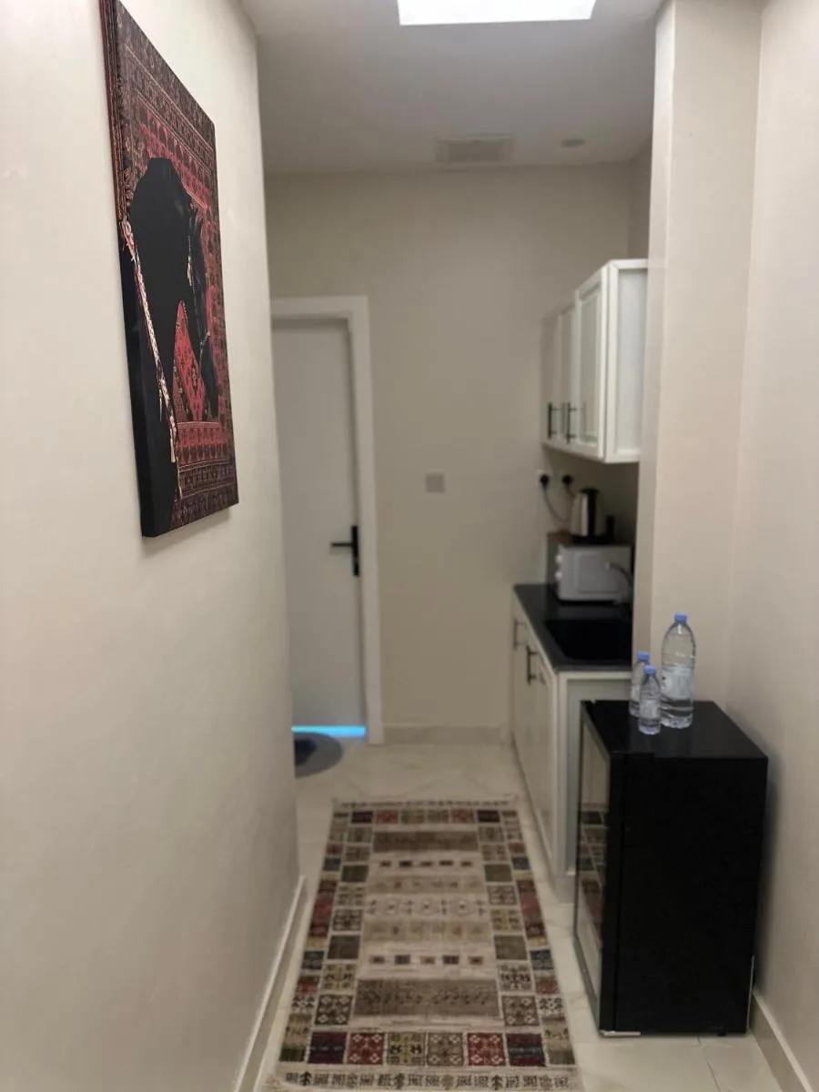 Image 3 of استديو انيق بدخول ذاتي بجانب البوليڤارد