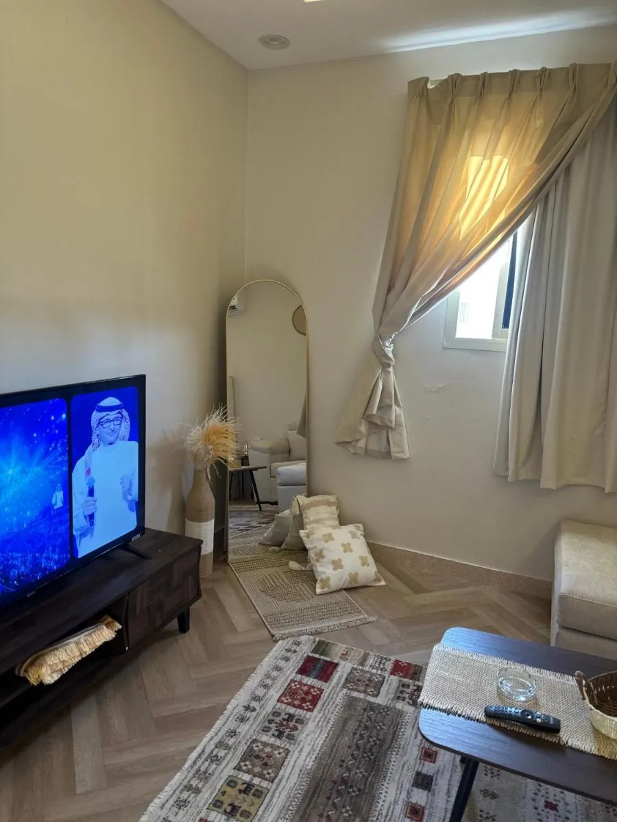 Image 6 of استديو انيق بدخول ذاتي بجانب البوليڤارد