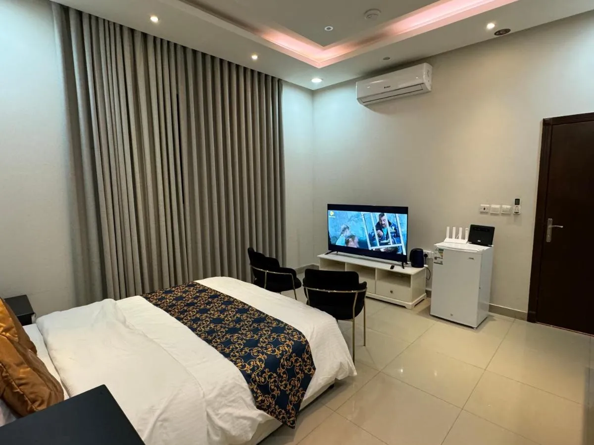 Image 1 of استوديو غرفة ودورة مياه 5