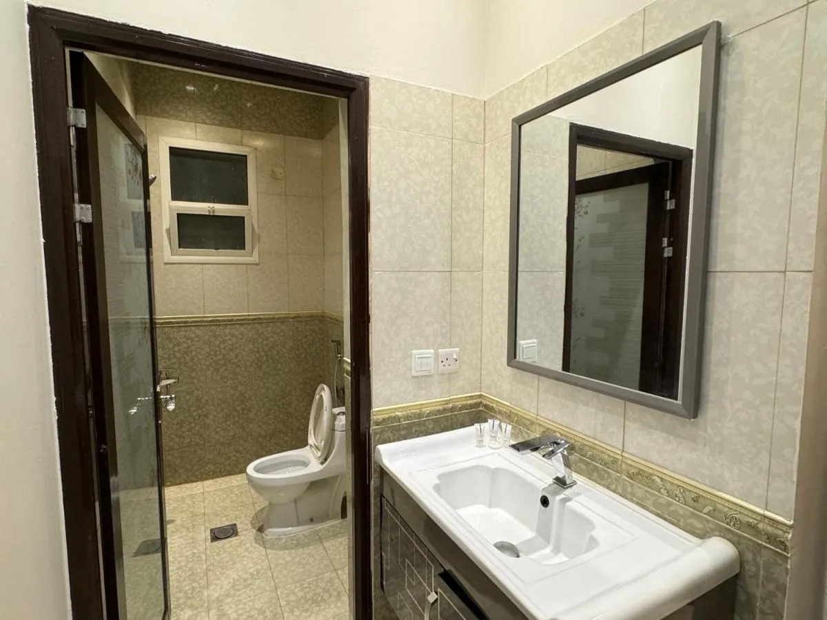 Image 3 of استوديو غرفة ودورة مياه 5