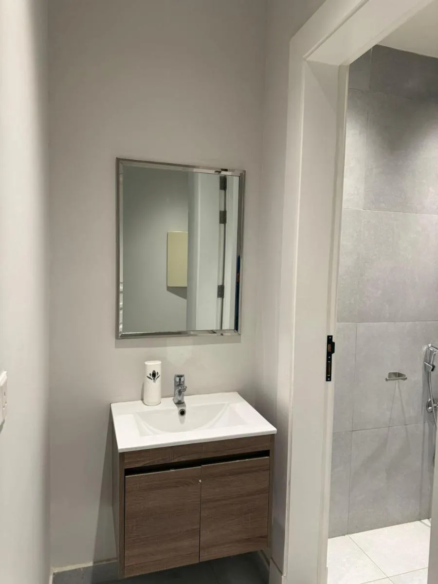 Image 3 of Alnader Luxury Apartment
