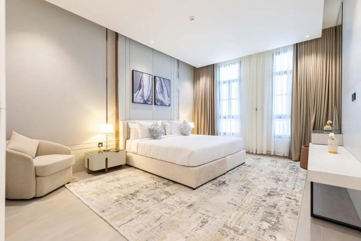 Image 1 of Amber Hospitality – Boulevard