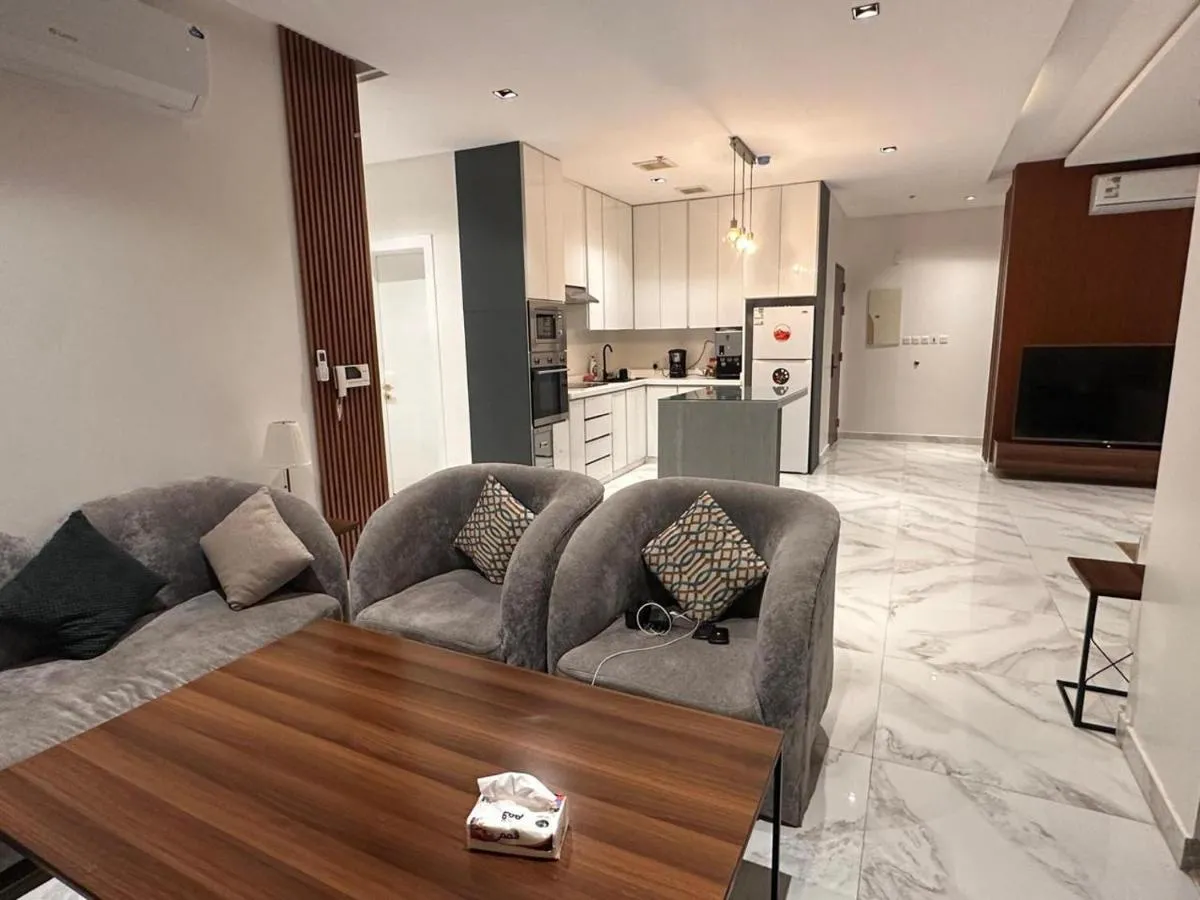 Image 2 of A new and very luxurious apartment