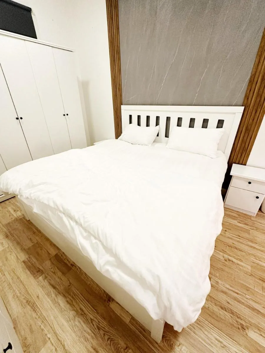 Image 3 of Beautiful Apartment 2A