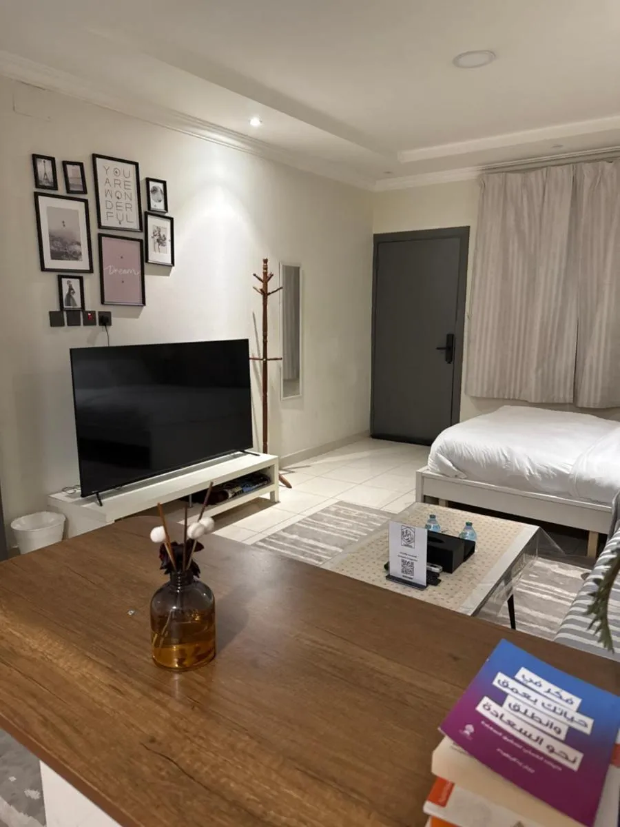 Image 1 of Cozy Studio in Almrooj