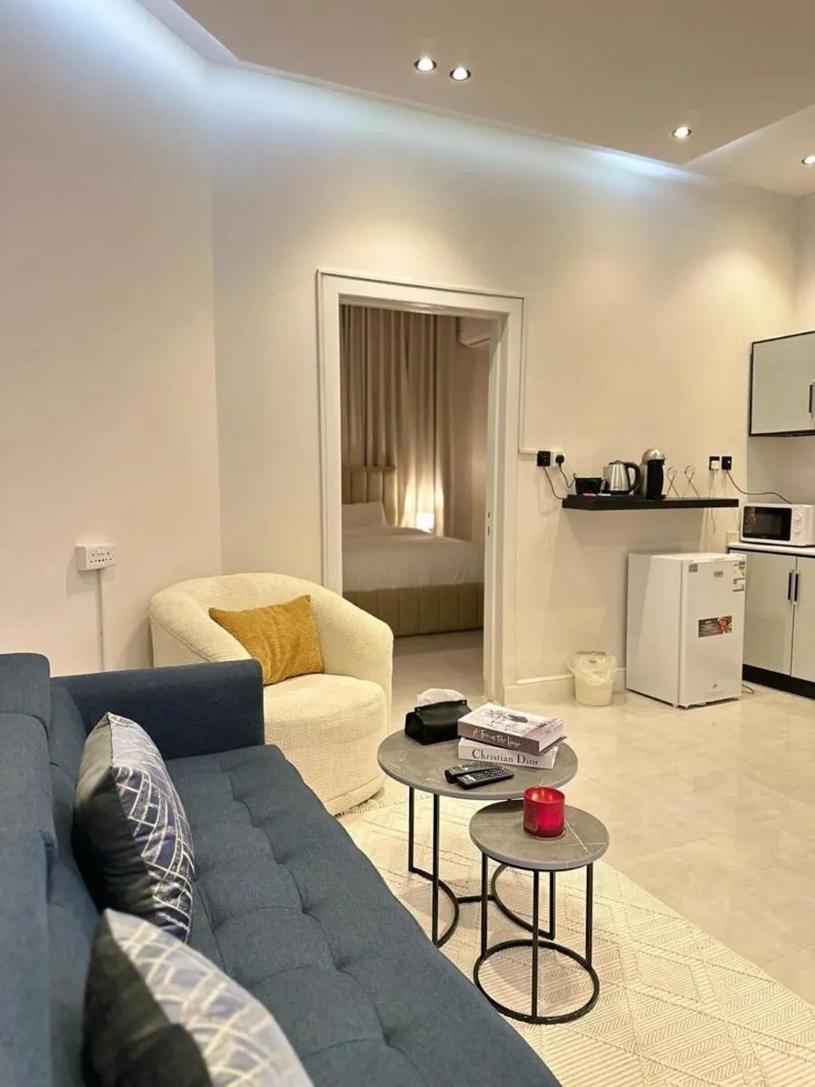 Image 2 of Elegant and quiet room and lounge