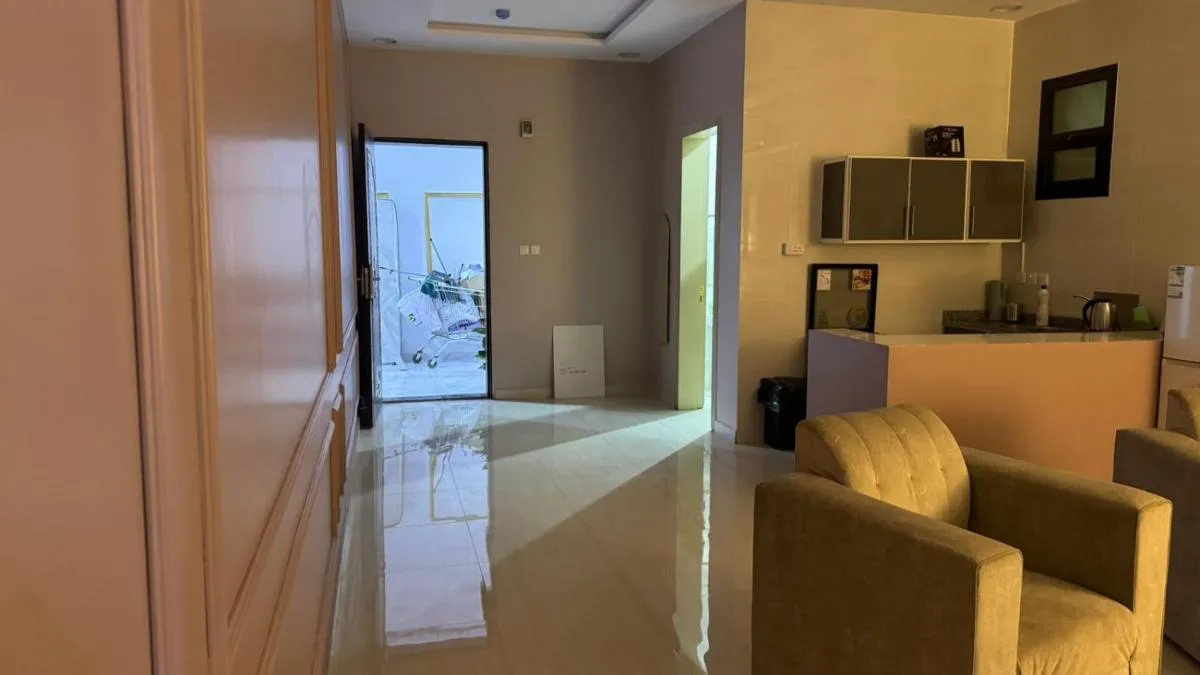 Image 2 of IS 1 Large apartment in purple style