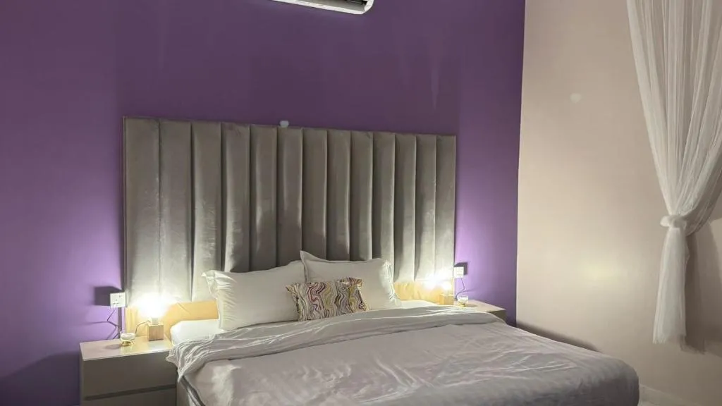 Image of IS 1 Large apartment in purple style