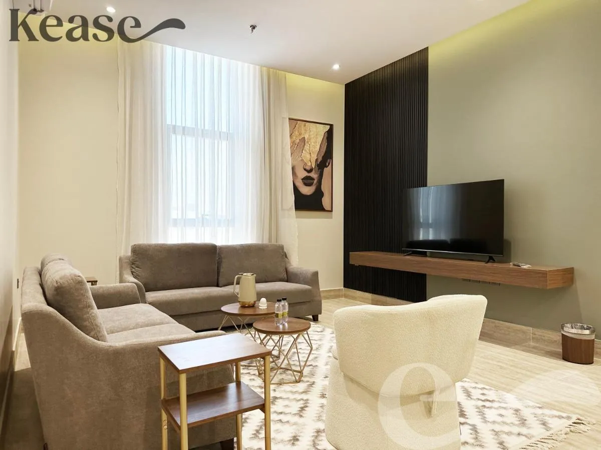 Image 1 of Kease Yasmin – Royal Design