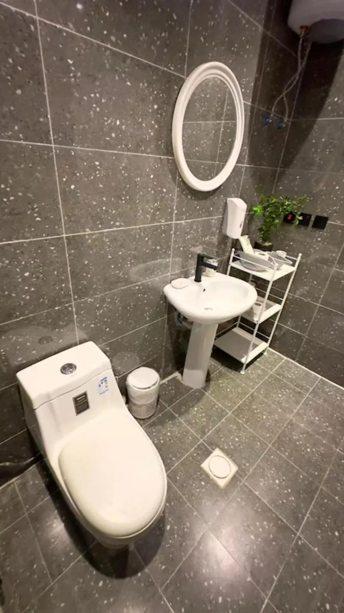 Image 2 of LP84-5 Luxurious & Lavish Loft 1BR In Hittin