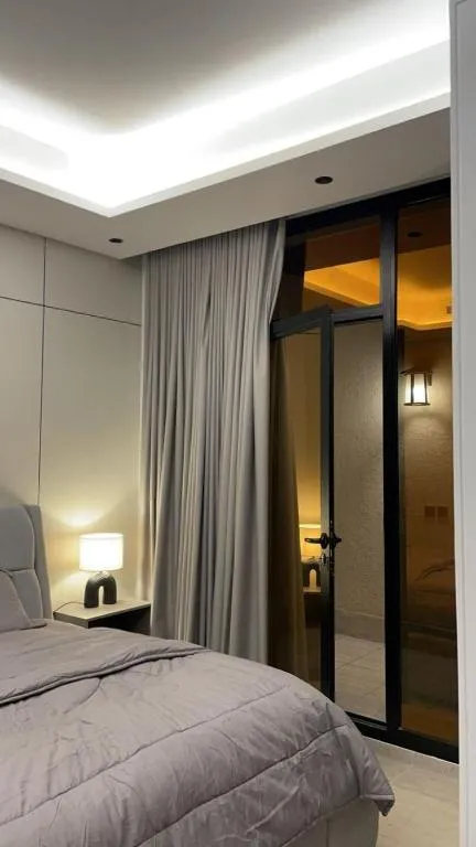 Image of LP90-1 Bohemian Breeze 1BR Apartment