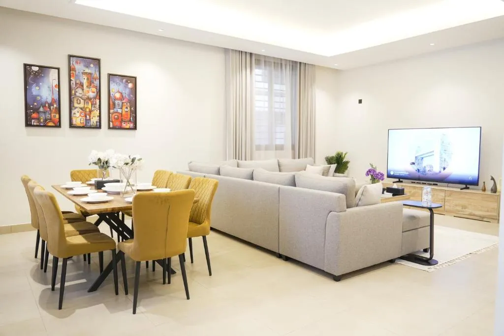 Image of Luxury Apartment in Al Yasmin