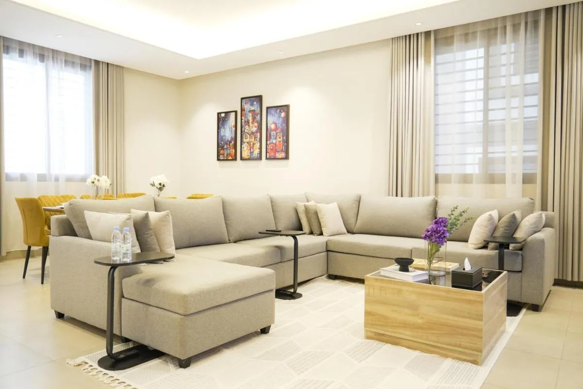 Image 1 of Luxury Apartment in Al Yasmin