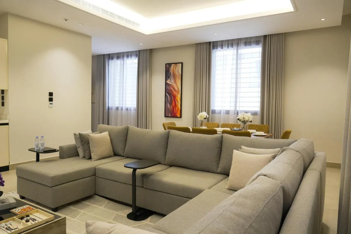 Image 3 of Luxury Apartment in Al Yasmin