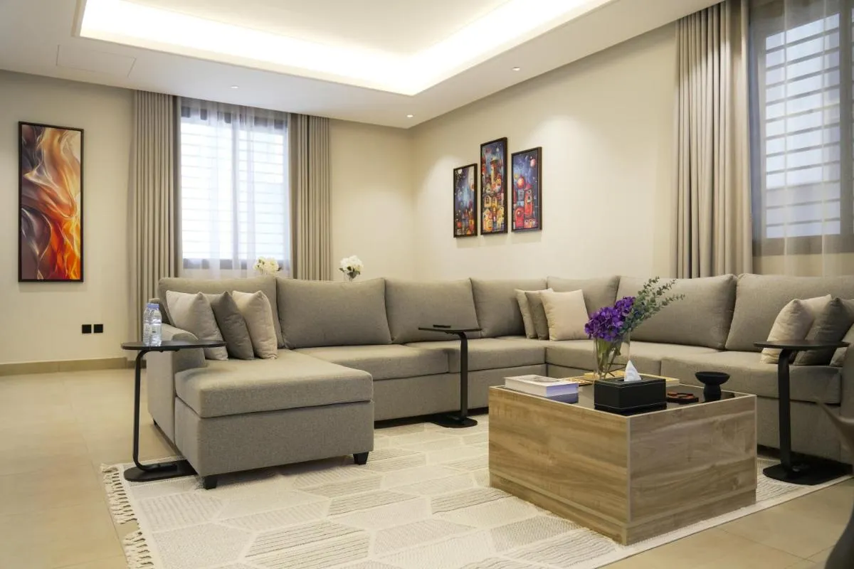Image 4 of Luxury Apartment in Al Yasmin
