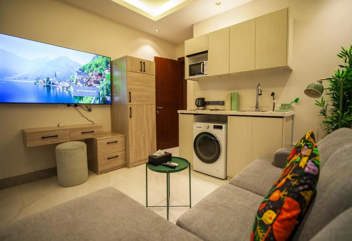 Image 3 of Luxury One-Bedroom Apt AlRimal-3