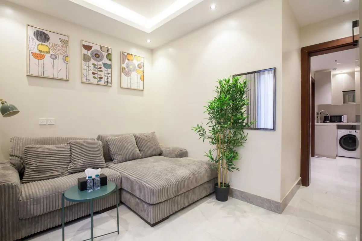 Image 4 of Luxury One-Bedroom Apt AlRimal-4