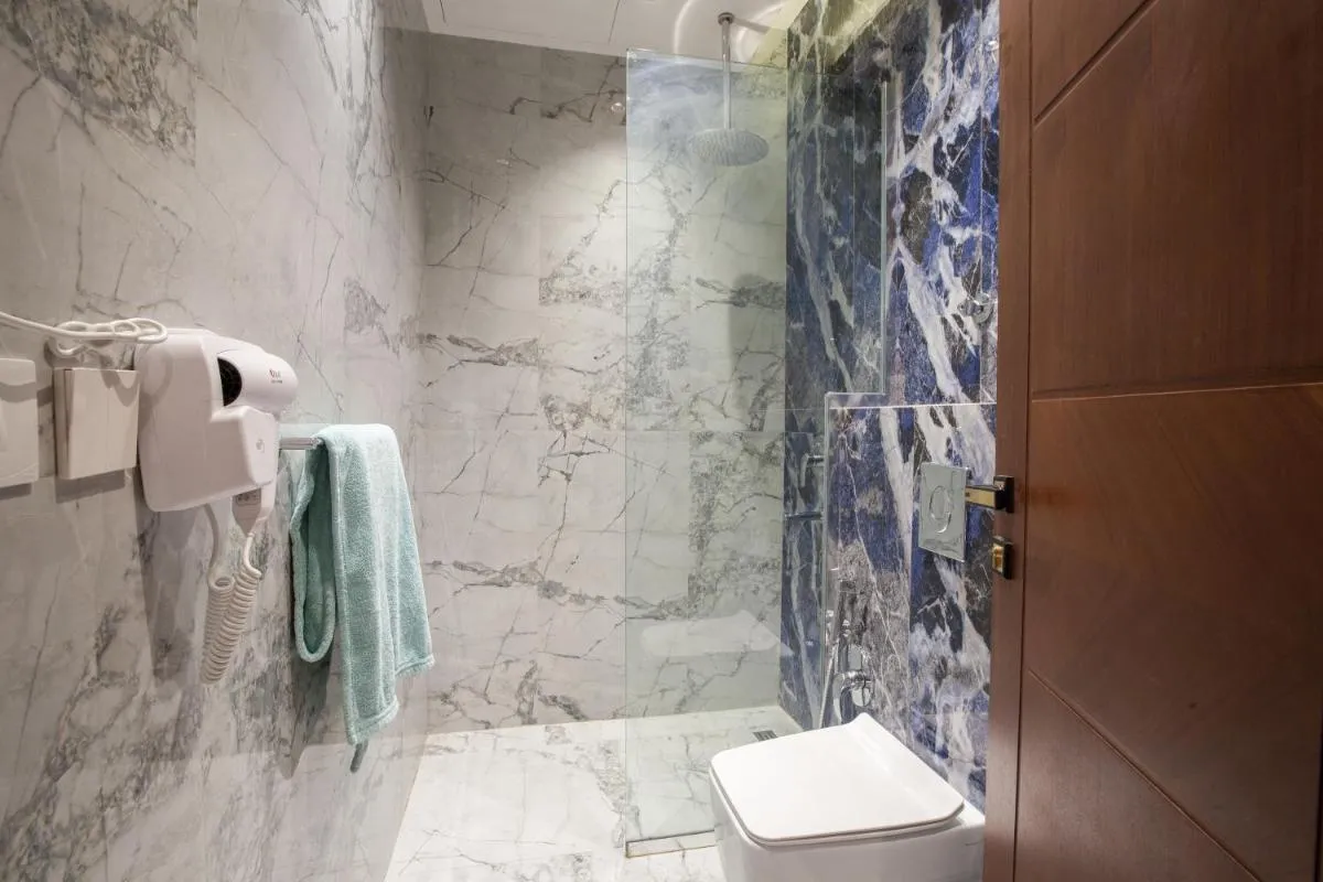 Image 2 of Luxury One-Bedroom Apt AlRimal-4