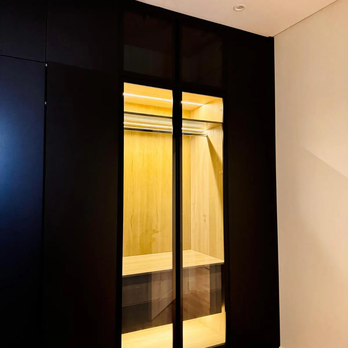 Image 2 of Luxury Smart Apartment B12