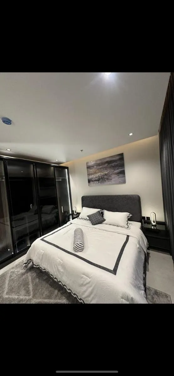 Image 6 of Luxury and smart