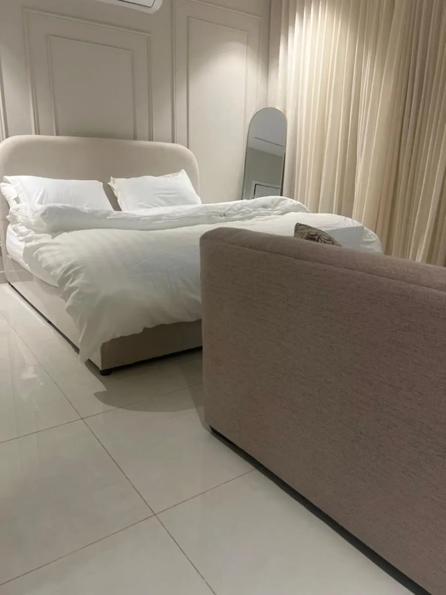 Image 5 of M18 Self Entry Cozy Studio in Alaqeeq 5 Minutes to Boulevard استديو فاخر سرير ماستر دخول ذاتي في حي العقيق 5 دقايق من البوليفارد